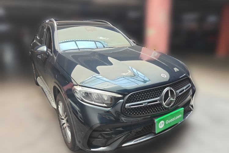 Used Mercedes-Benz GLC 2023 Refreshed GLC 300 L 4MATIC Dynamic Version 7-Seater Front Right 45 Deg