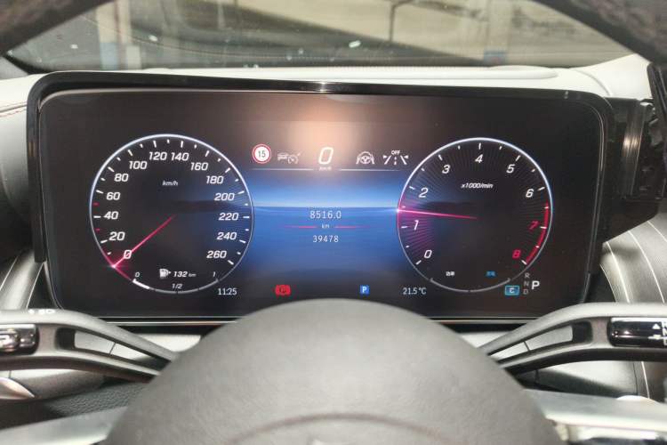 Used Mercedes-Benz GLC 2023 GLC 300 L 4MATIC Luxury 7-Seater Instrument Cluster