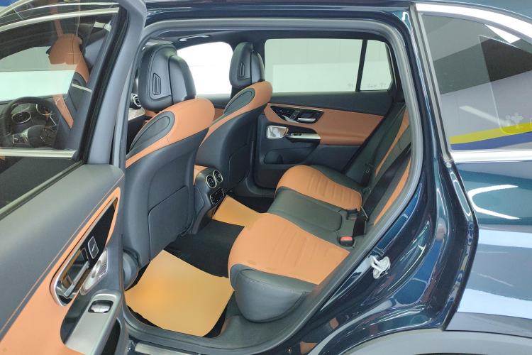 Used Mercedes-Benz GLC 2023 GLC 260 L 4MATIC Dynamic Edition 5-seater Left Rear Seat
