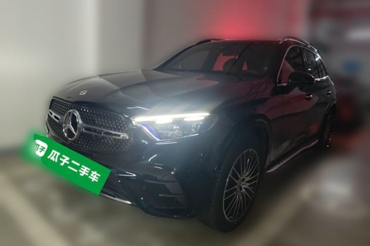 Used Mercedes-Benz GLC 2023 Facelifted GLC 300 L 4MATIC Luxury Version 5 Seats Guazi used car, China used car export, Used car for sale, Used cars, Cheapest cars for sale