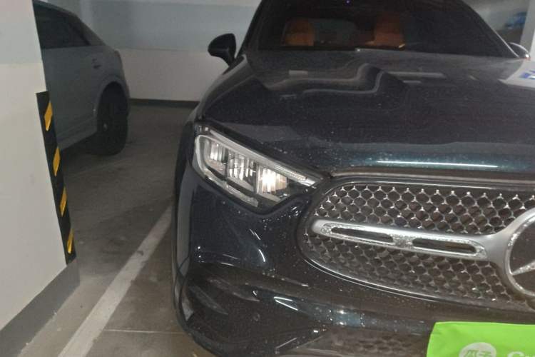 Used Mercedes-Benz GLC 2023 GLC 260 L 4MATIC Luxury Model 5 Seats Right Front Headlight
