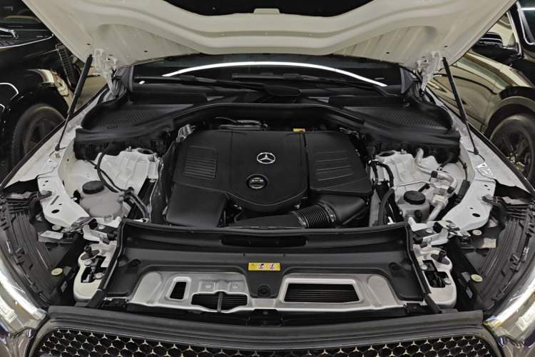 Used Mercedes-Benz GLC 2023 GLC 300 L 4MATIC Dynamic 7-Seater Engine Bay