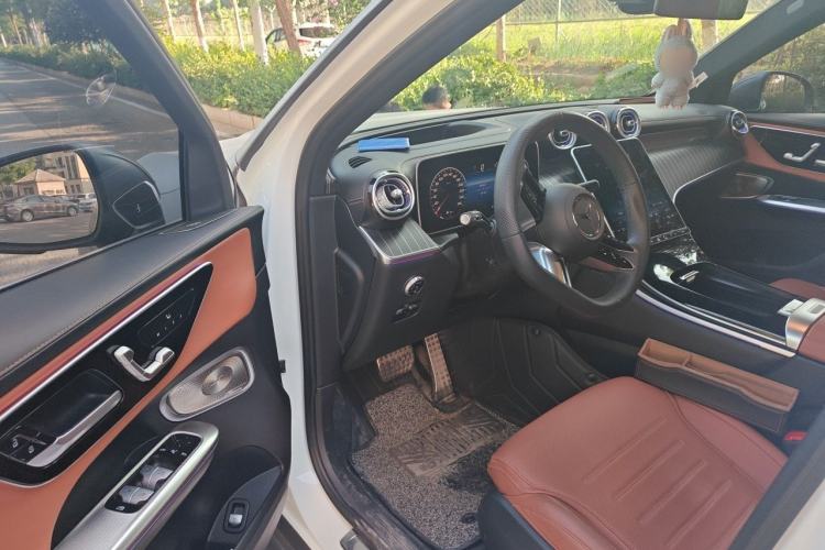 Used Mercedes-Benz GLC 2023 GLC 300 L 4MATIC Luxury 7-Seater Driver Seat
