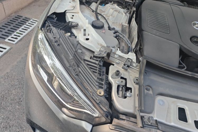 Used Mercedes-Benz GLC 2023 GLC 300 L 4MATIC Luxury 7-Seater Engine Bay Right