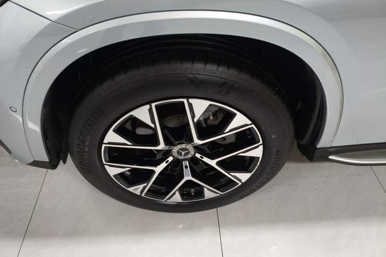 Used Mercedes-Benz GLC 2023 GLC 260 L 4MATIC Luxury 7-Seater Left Front Wheel Hub