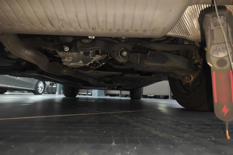 Used Mercedes-Benz GLC 2023 GLC 300 L 4MATIC Luxury 7-Seater Chassis Rear Right