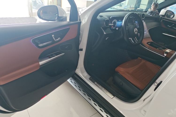 Used Mercedes-Benz GLC 2023 GLC 300 L 4MATIC Dynamic Edition 5-seater Driver Seat