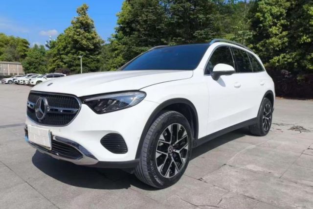 Mercedes-Benz GLC 2023 GLC 260 L 4MATIC Dynamic Edition 5-seater usado