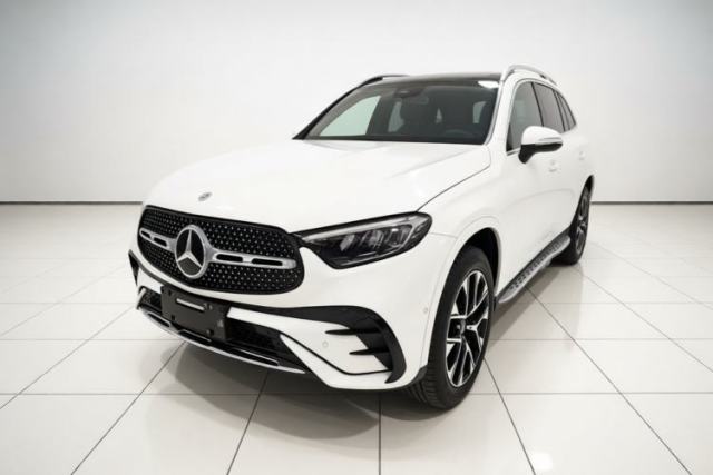 Używany Mercedes-Benz GLC 2023 GLC 260 L 4MATIC Luxury 7-Seater