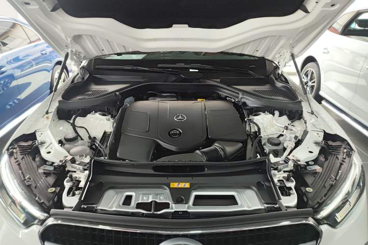 Used Mercedes-Benz GLC 2023 GLC 260 L 4MATIC Dynamic Edition 5-seater Engine Bay