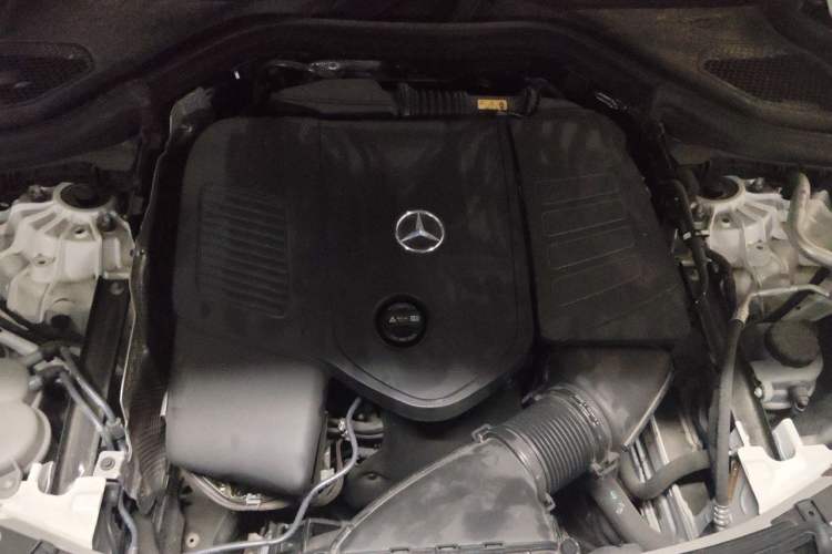 Used Mercedes-Benz GLC 2023 GLC 300 L 4MATIC Dynamic 7-Seater Engine Bay
