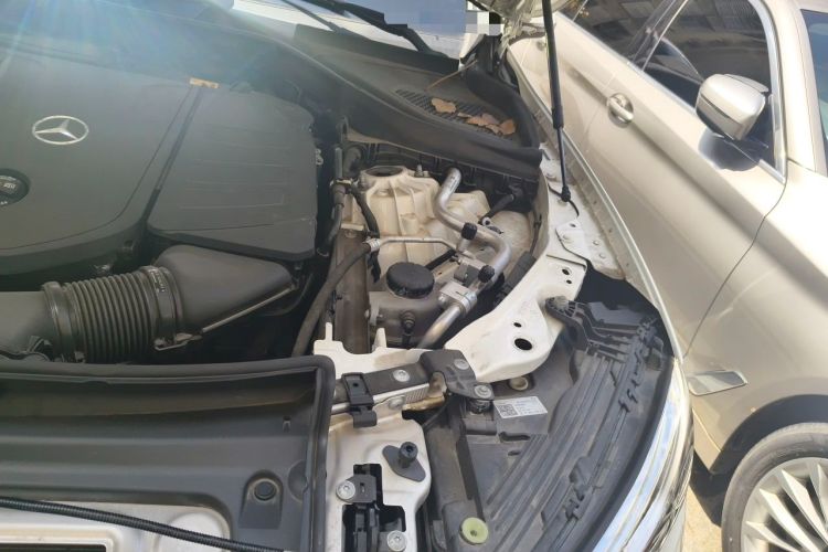 Used Mercedes-Benz GLC 2023 Refreshed GLC 300 L 4MATIC Dynamic Version 7-Seater Engine Bay Left
