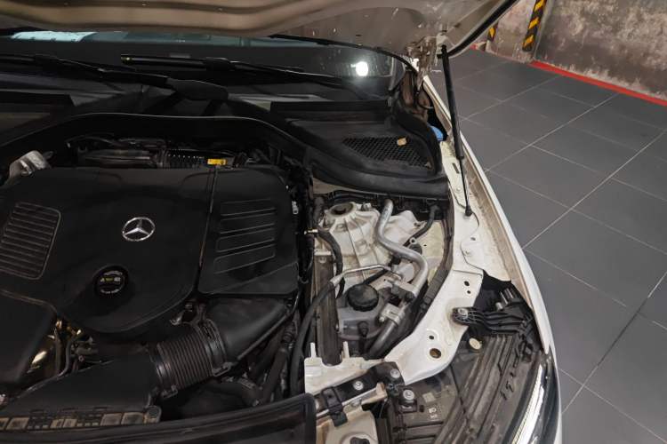 Used Mercedes-Benz GLC 2023 GLC 300 L 4MATIC Luxury 7-Seater Engine Bay Left