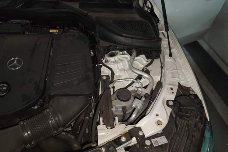 Used Mercedes-Benz GLC 2023 Refreshed GLC 300 L 4MATIC Dynamic Edition 5 Seats Engine Bay Left