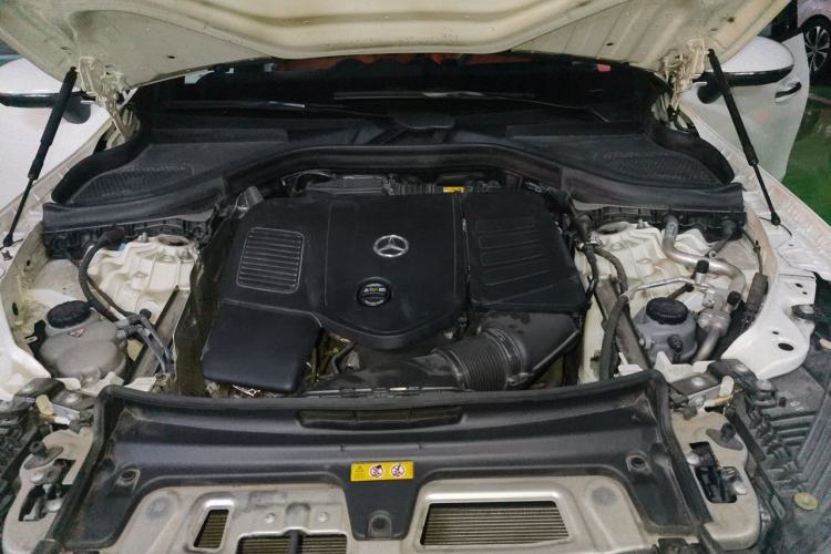 Used Mercedes-Benz GLC 2023 GLC 300 L 4MATIC Luxury 7-Seater Engine Bay