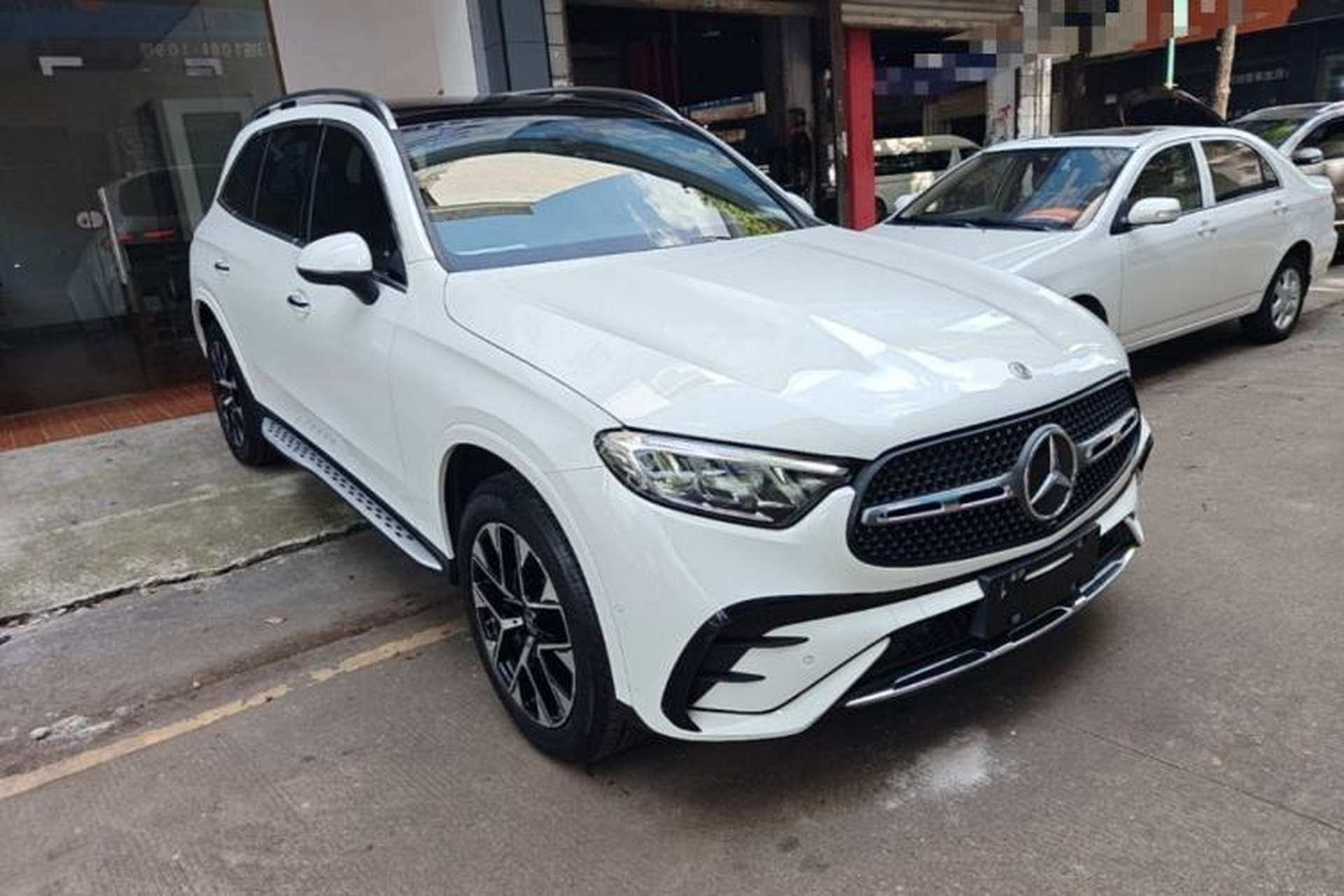 Used Mercedes-Benz GLC 2023 GLC 260 L 4MATIC Dynamic Edition 5-seater Exterior 1
