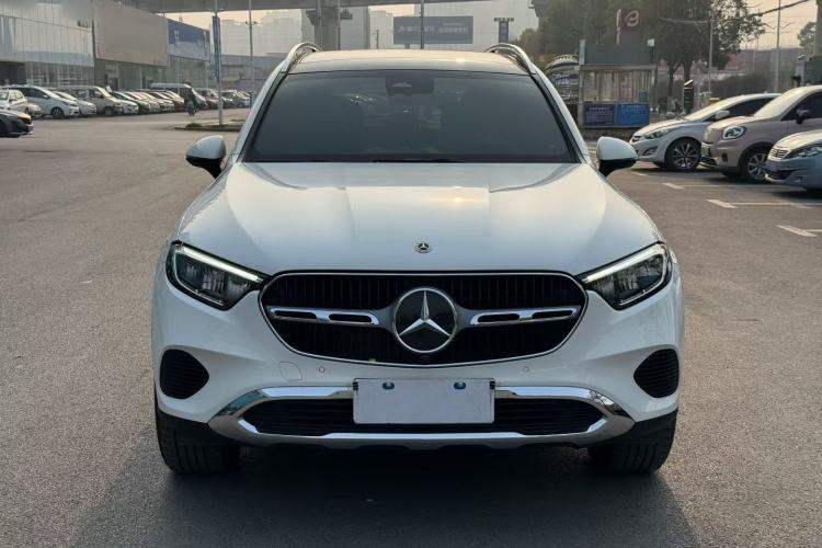 Used Mercedes-Benz GLC 2023 Facelift GLC 260 L 4MATIC Dynamic Version 5 Seats Exterior 1
