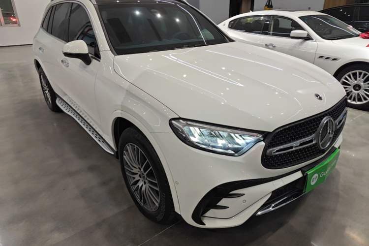 Used Mercedes-Benz GLC 2023 Refreshed GLC 300 L 4MATIC Dynamic Version 7-Seater Exterior 1