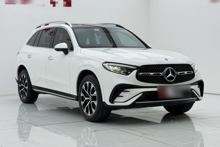 Used Mercedes-Benz GLC 2023 Facelift GLC 260 L 4MATIC Luxury Version 7-Seater Exterior 3
