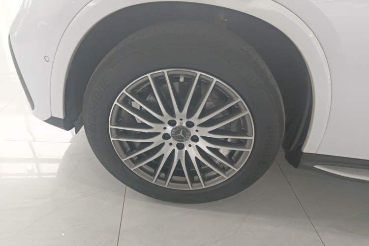 Used Mercedes-Benz GLC 2023 GLC 300 L 4MATIC Dynamic Edition 5-seater Exterior 7