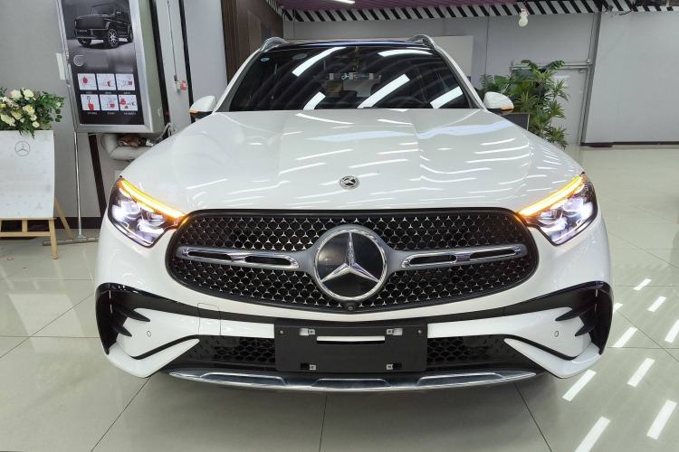 Used Mercedes-Benz GLC 2023 GLC 300 L 4MATIC Luxury 7-Seater Front