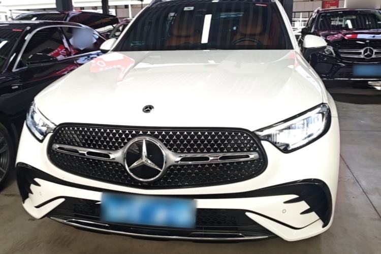 Used Mercedes-Benz GLC 2023 Facelift GLC 260 L 4MATIC Luxury Version 7-Seater Front