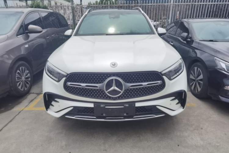 Used Mercedes-Benz GLC 2023 GLC 260 L 4MATIC Luxury Model 5 Seats Front
