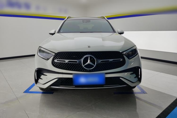 Used Mercedes-Benz GLC 2023 GLC 260 L 4MATIC Luxury 7-Seater Front
