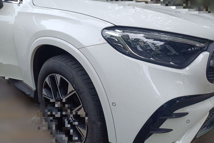 Used Mercedes-Benz GLC 2023 GLC 260 L 4MATIC Luxury Model 5 Seats Front Right 45 Deg