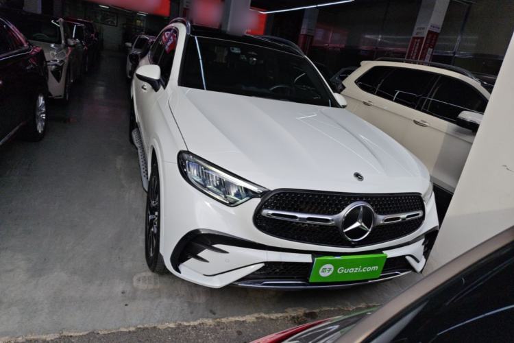 Used Mercedes-Benz GLC 2023 Facelift GLC 260 L 4MATIC Luxury Version 5 Seats Front