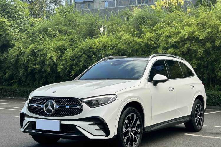 Used Mercedes-Benz GLC 2023 GLC 260 L 4MATIC Luxury Model 5 Seats Guazi used car, China used car export, Used car for sale, Used  cars, Cheapest cars for sale