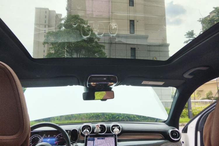 Used Mercedes-Benz GLC 2023 GLC 260 L 4MATIC Dynamic Edition 7-seater Headliner