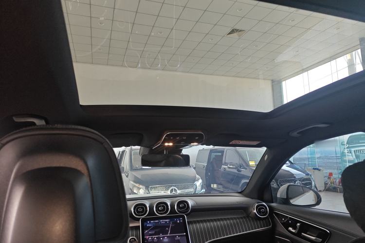 Used Mercedes-Benz GLC 2023 GLC 260 L 4MATIC Luxury Model 5 Seats Headliner