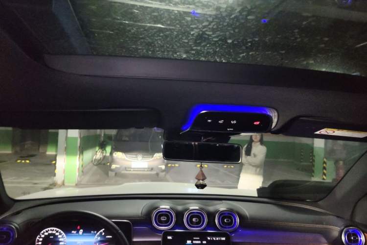 Used Mercedes-Benz GLC 2023 GLC 300 L 4MATIC Dynamic 7-Seater Headliner
