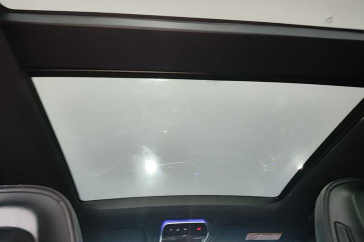 Used Mercedes-Benz GLC 2023 GLC 300 L 4MATIC Dynamic Edition 5-seater Headliner