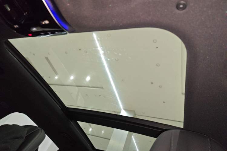 Used Mercedes-Benz GLC 2023 Refreshed GLC 300 L 4MATIC Dynamic Version 7-Seater Headliner