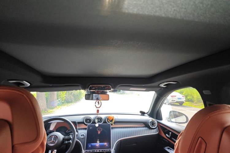 Used Mercedes-Benz GLC 2023 Refreshed GLC 300 L 4MATIC Dynamic Version 7-Seater Headliner