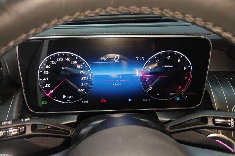Used Mercedes-Benz GLC 2023 GLC 300 L 4MATIC Luxury 7-Seater Instrument Cluster