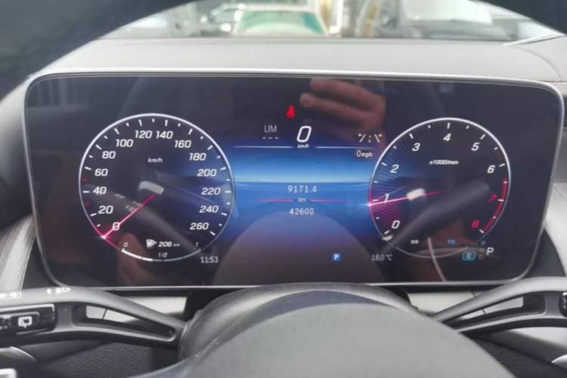 Used Mercedes-Benz GLC 2023 GLC 260 L 4MATIC Luxury Model 5 Seats Instrument Cluster