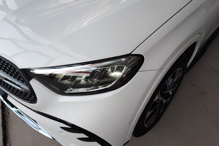 Used Mercedes-Benz GLC 2023 Facelift GLC 260 L 4MATIC Luxury Version 5 Seats Left Front Headlight
