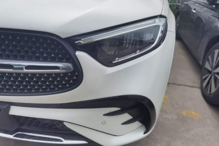 Used Mercedes-Benz GLC 2023 GLC 260 L 4MATIC Luxury Model 5 Seats Left Front Headlight