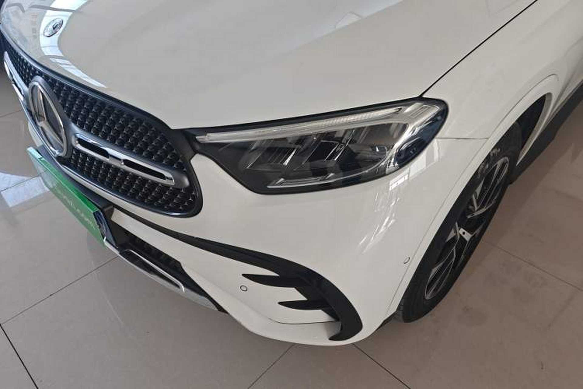Used Mercedes-Benz GLC 2023 GLC 260 L 4MATIC Luxury Model 5 Seats Left Front Headlight