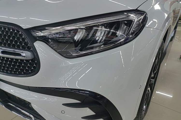 Used Mercedes-Benz GLC 2023 GLC 260 L 4MATIC Luxury Model 5 Seats Left Front Headlight