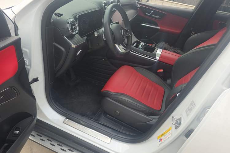 Used Mercedes-Benz GLC 2023 GLC 300 L 4MATIC Dynamic Edition 5-seater Left Front Seat