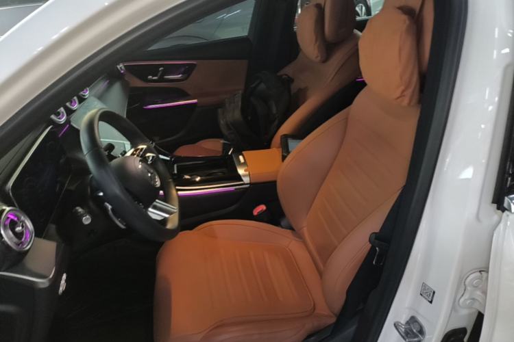 Used Mercedes-Benz GLC 2023 GLC 260 L 4MATIC Luxury Model 5 Seats Left Front Seat