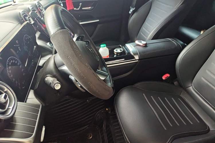 Used Mercedes-Benz GLC 2023 GLC 300 L 4MATIC Dynamic Edition 5-seater Left Front Seat