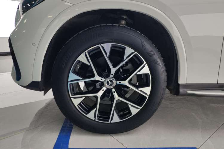 Used Mercedes-Benz GLC 2023 GLC 260 L 4MATIC Luxury 7-Seater Left Front Wheel Hub