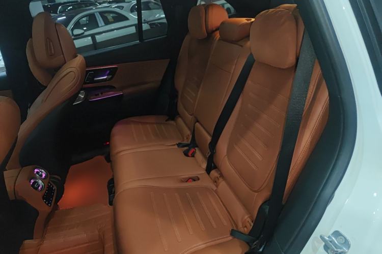 Used Mercedes-Benz GLC 2023 GLC 300 L 4MATIC Luxury 7-Seater Left Rear Seat