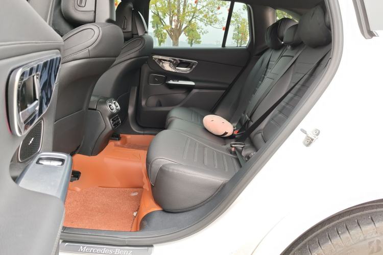 Used Mercedes-Benz GLC 2023 GLC 300 L 4MATIC Dynamic Edition 5-seater Left Rear Seat