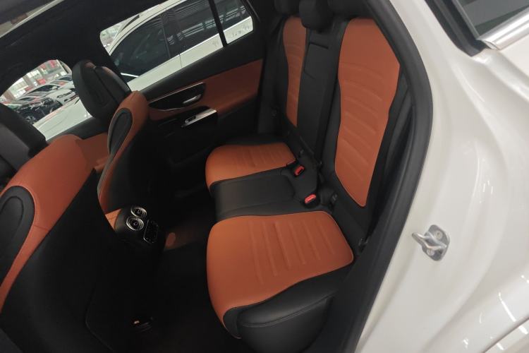 Used Mercedes-Benz GLC 2023 GLC 260 L 4MATIC Luxury Model 5 Seats Left Rear Seat